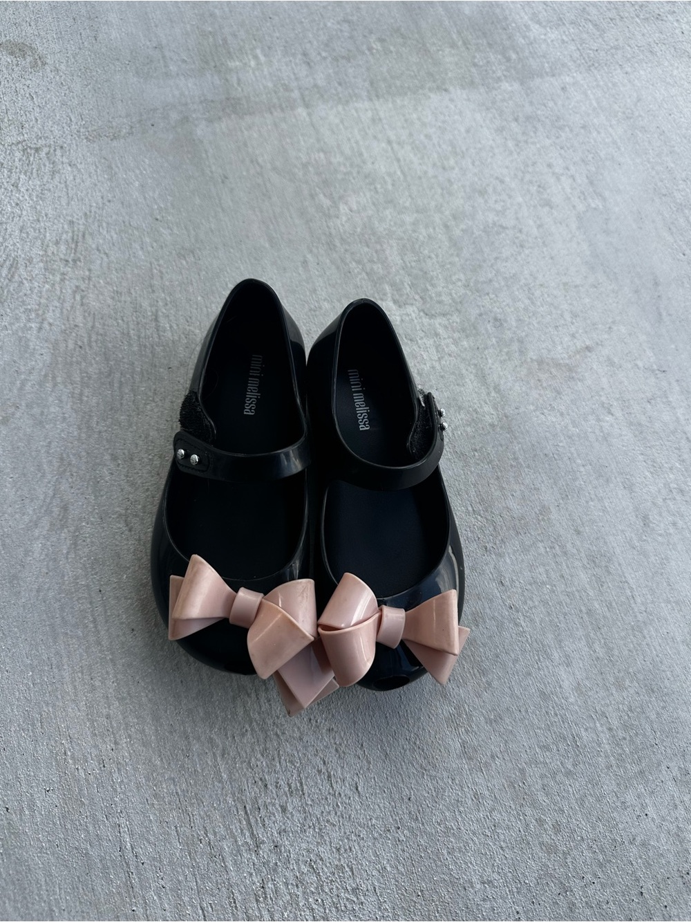 Melissa Black Girls Mary Jane Shoes with Pink Bow Accent